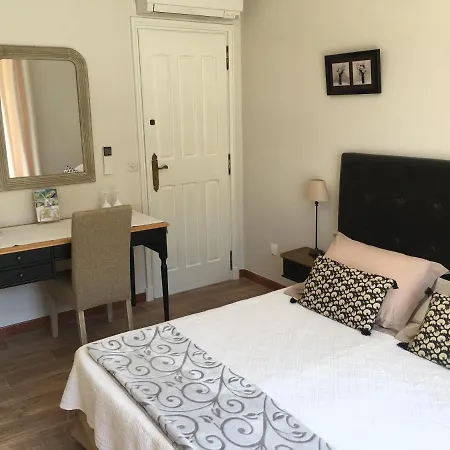 D'hotes Les Amandiers Maison d'hôtes Saint-Tropez
