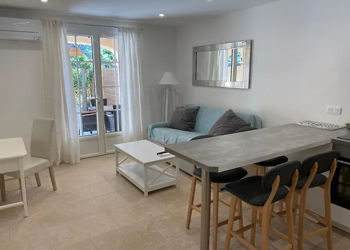 D'hotes Les Amandiers Pensjonat Saint-Tropez