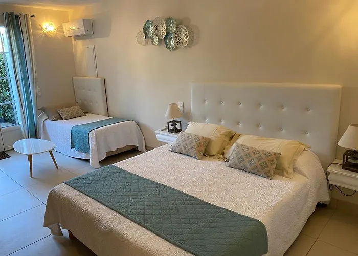 Pensjonat D'hotes Les Amandiers 4*