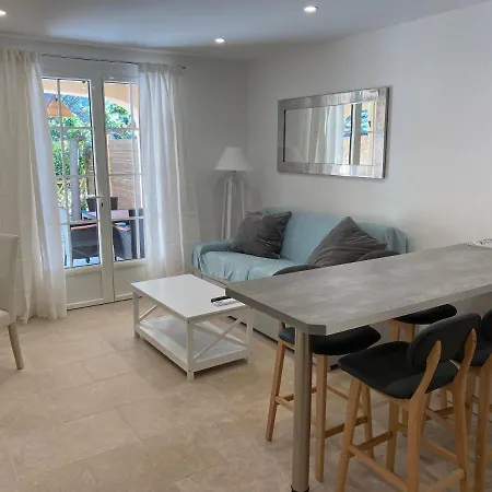 D'hotes Les Amandiers Konukevi Saint-Tropez
